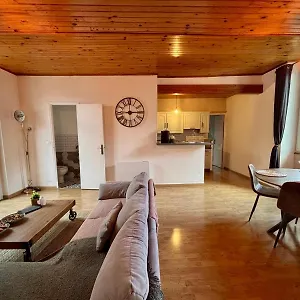 Lumineux 3p Au Dernier Etage Appartement